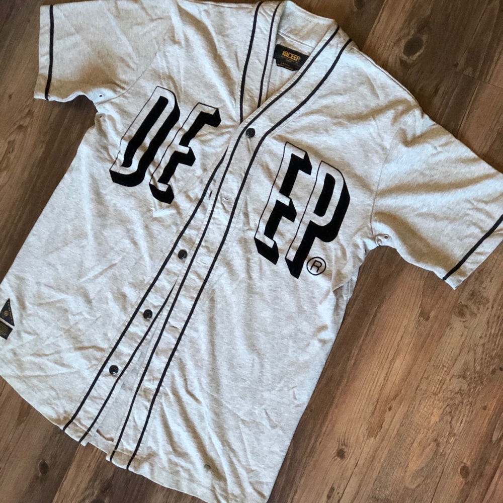 10Deep button down
